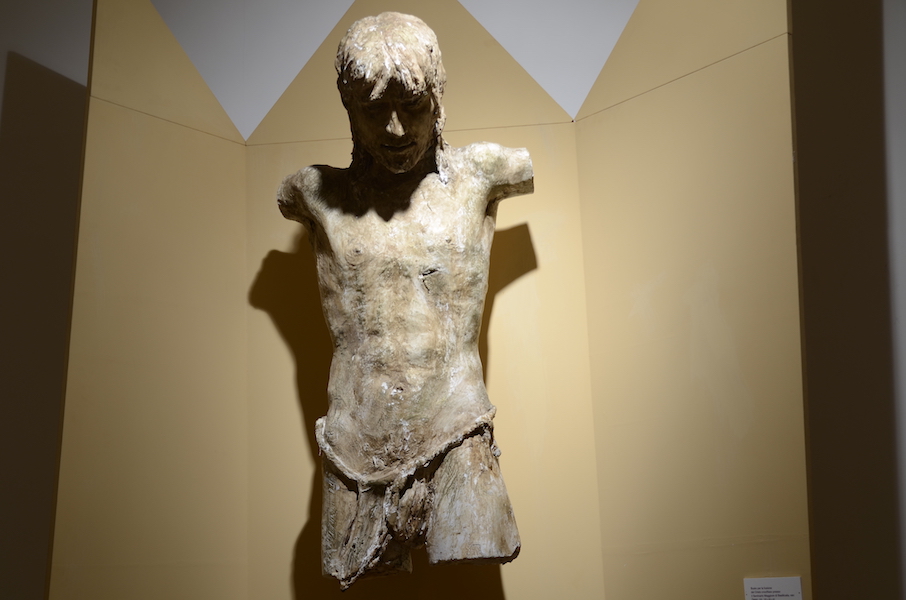 Felice_Lovisco_gesso_Crocifissione_seminario_maggiore
