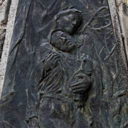 Felice Lovisco, Monumento ai caduti, Sasso di Castalda