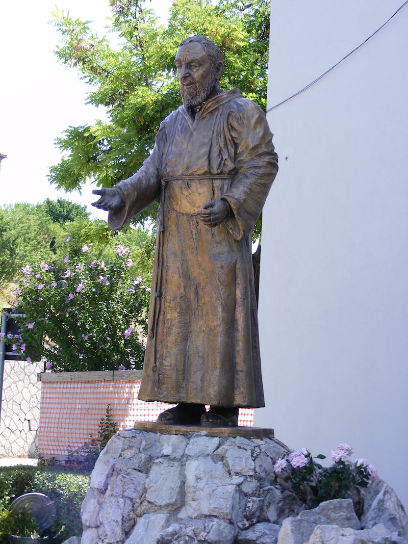 Felice_Lovisco_padre-Pio_santa-anna_Potenza_4